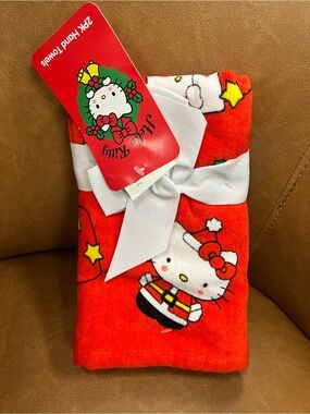 Hello Kitty Red Christmas Hand Towel Set